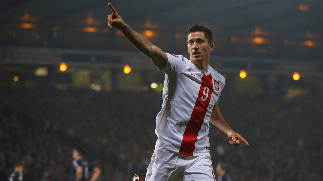  莱万多夫斯基重返安联球场受追捧  