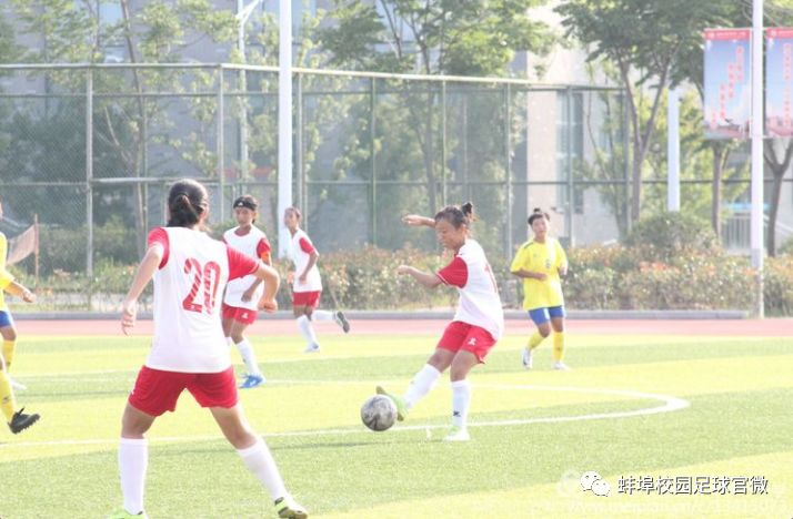  科隆门将超神发挥扑出两粒点球守平局  